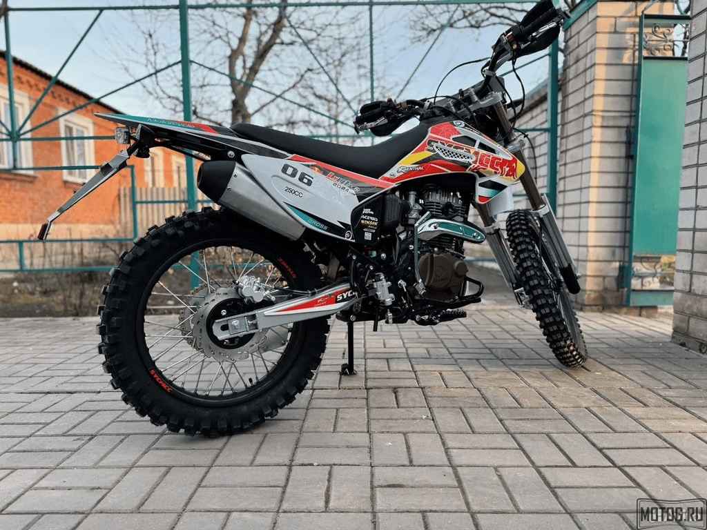 Эндуро мотоцикл Sycmcc 06 Zongshen 250 RedBull
